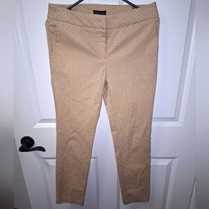 Adrienne Vittadini ladies pants in a size 6, featuring a tan diamond pattern.